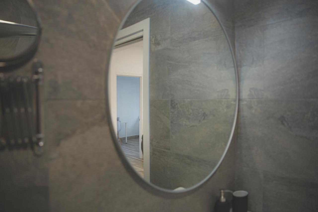 Acogedor Apartamento En Triana Seville Exterior photo